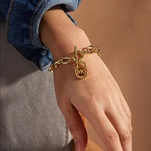 MK GOLD BRACELET